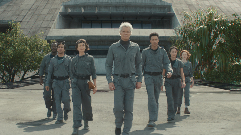 Kirsh leading Wendy and the Lost Boys out of the Neverland lab in Alien: Earth