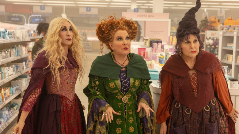 Sarah Jessica Parker, Bette Midler, and Kathy Najimy in Hocus Pocus 2