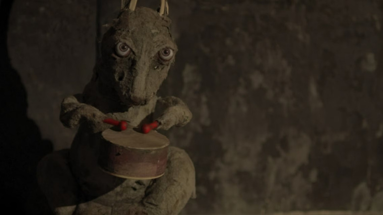 The ominous rabbit toy in Cavaet