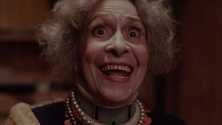 Beatrice Pons looking unhinged
