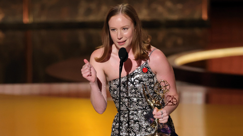 Hannah Einbinder giving an acceptance speech at the Emmys