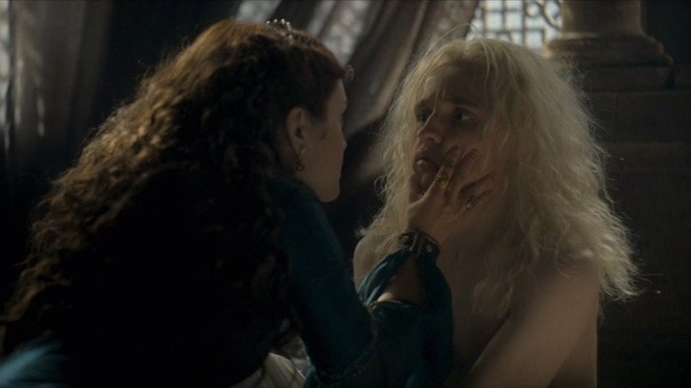 Oliva Cooke and Ty Tennant in House of the Dragon