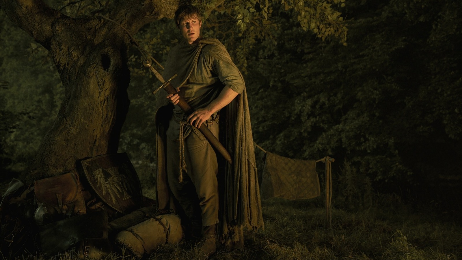 Right out the gate, A Knight of the Seven Kingdoms cleverly inverts a tired genre trope when it comes to characters' origin stories.