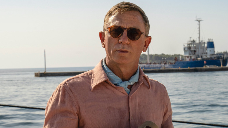 Daniel Craig in Glass Onion: A Knives Out Mystery