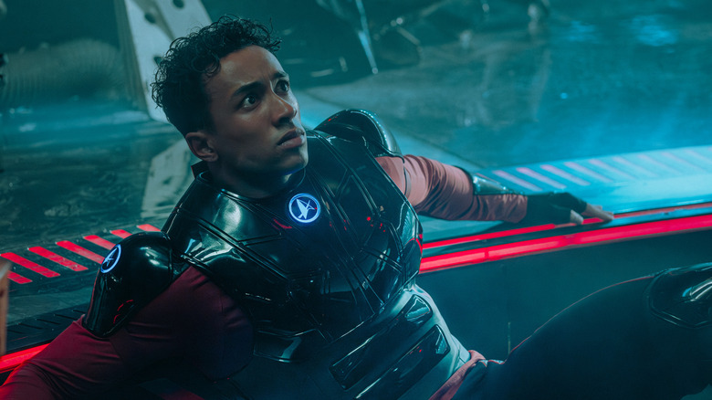 స్టార్ ట్రెక్: స్టార్‌ఫ్లీట్ అకాడమీలో కాలేబ్ మైదానంలో భయాందోళనకు గురయ్యాడు