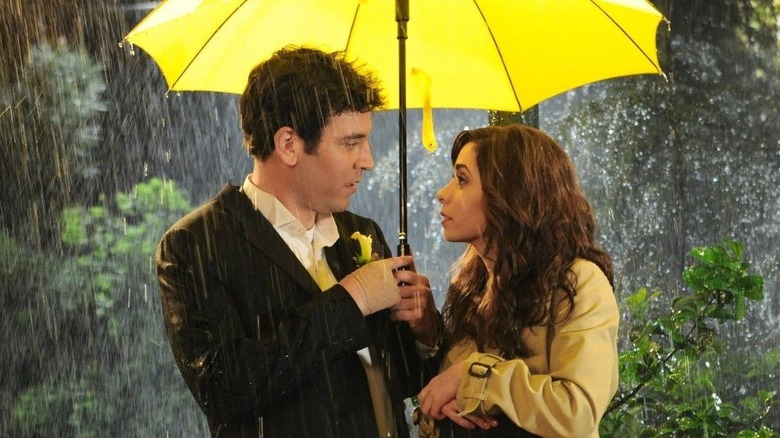 Ted and Tracy meet under the yellow umbrella in How I Met Your Mother