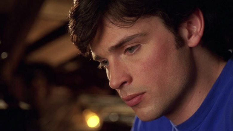 Tom Welling is young Clark Kent in Smallville