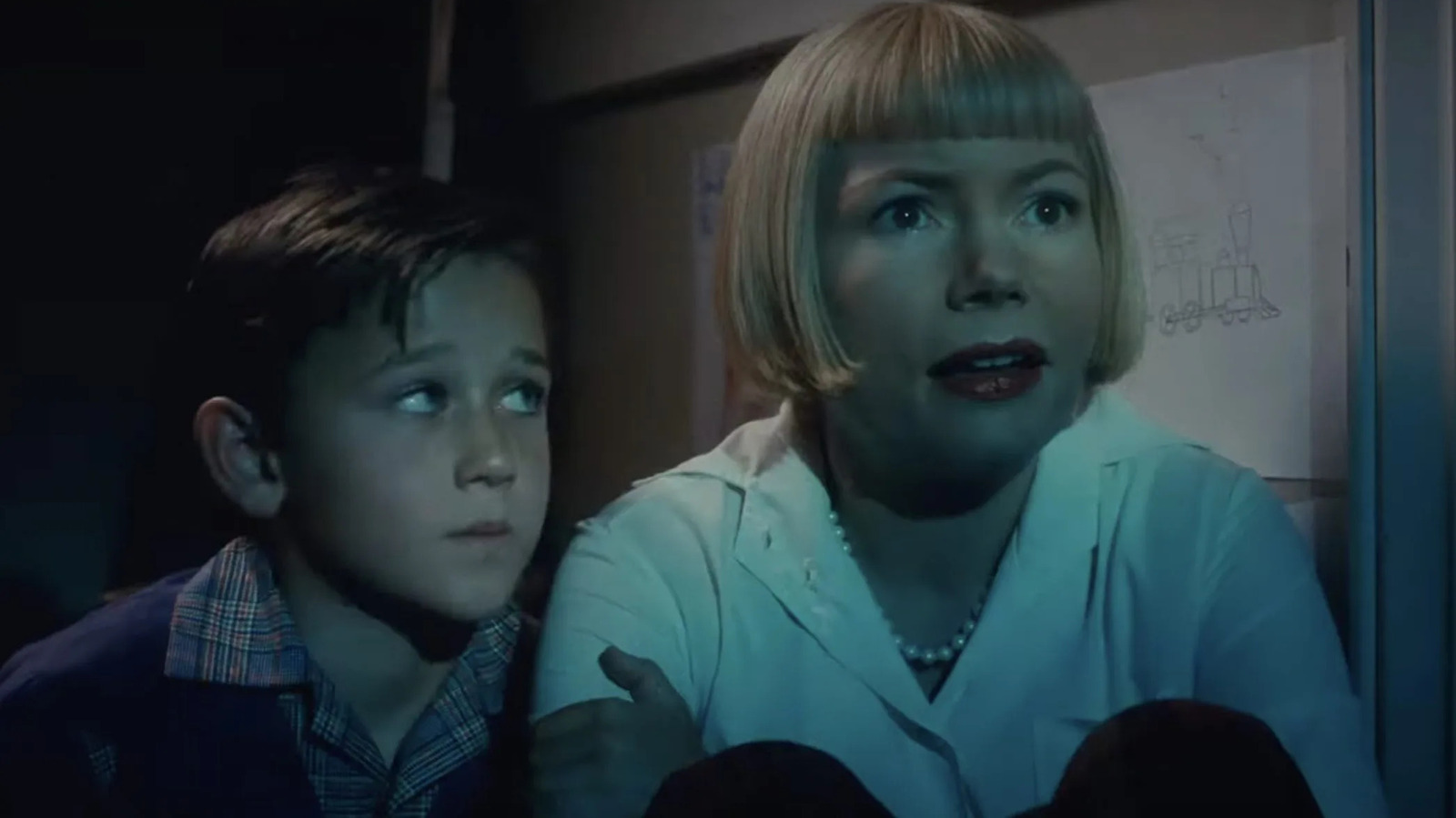 How Michelle Williams Prepared To Portray Steven Spielberg's Mother For The  Fabelmans