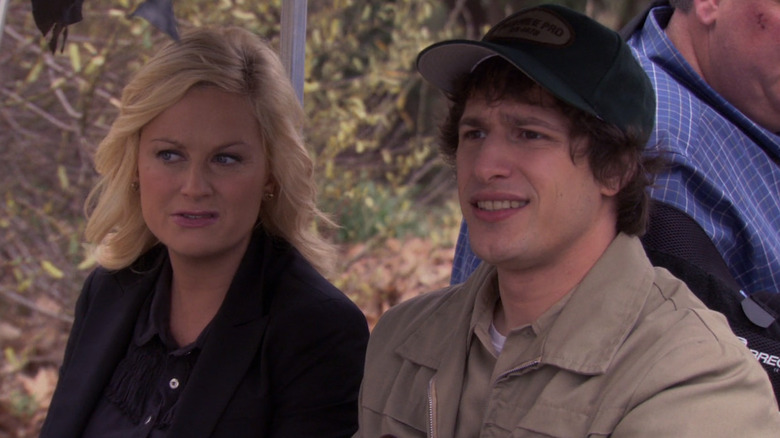 Amy Poehler and Andy Samberg on Parks and Recreation
