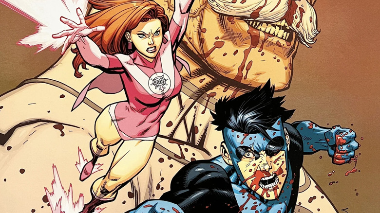 Invincible comic cover, Invincible and Atom Eve flying as Conquest looms in background