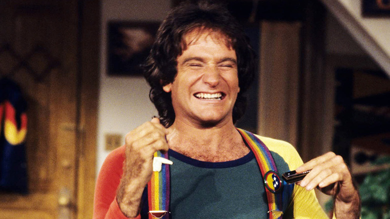 Robin Williams grinning on Mork and Mindy