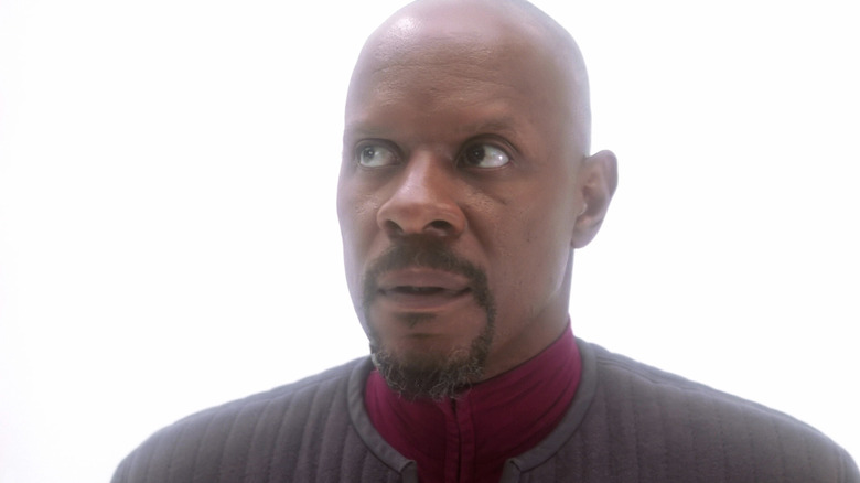 Avery Brooks as Captain Benjamin Sisko in a field of white on Star Trek: Deep Space Nine