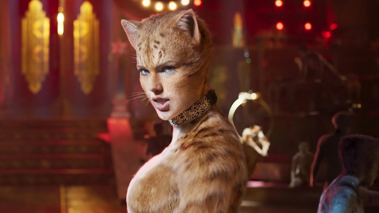 Taylor Swift gives it her all as Bombalurina in Cats