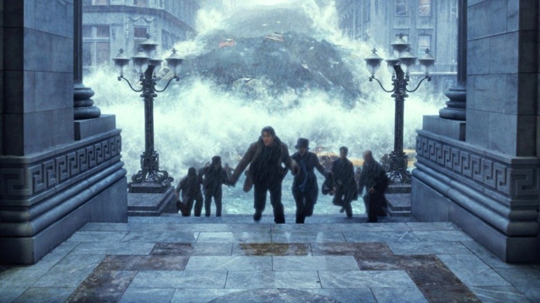 people running from wave The Day After Tomorrow