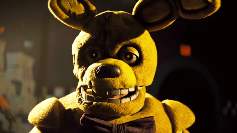 The Yellow Rabbit standing still in Five Nights at Freddy's