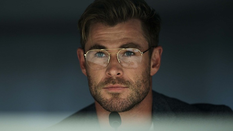 Chris Hemsworth as Steve Abnesti