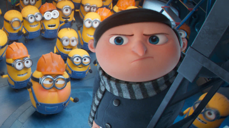 Gru, fixing the reception to watch Minions at home