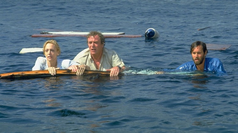 Ellen Brody, Michael Brody, and Hoagie tread water in Jaws: The Revenge