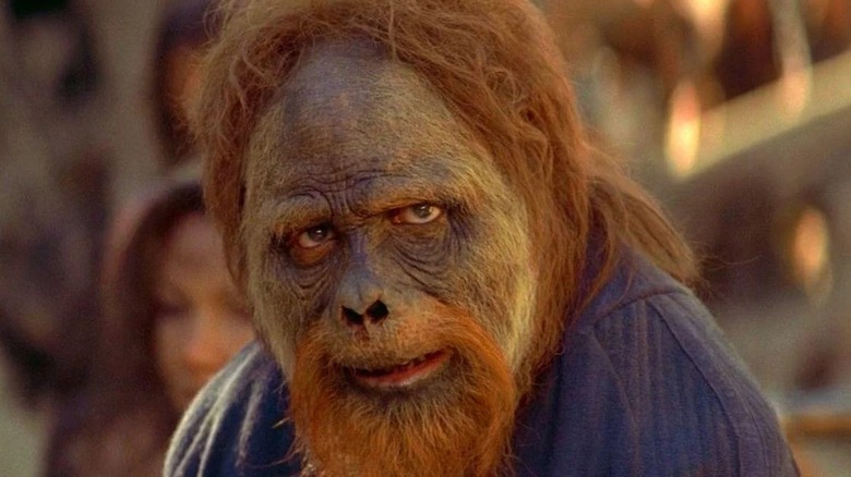 Limbo (Paul Giamatti) looks up incredulously in Planet of the Apes (2001)