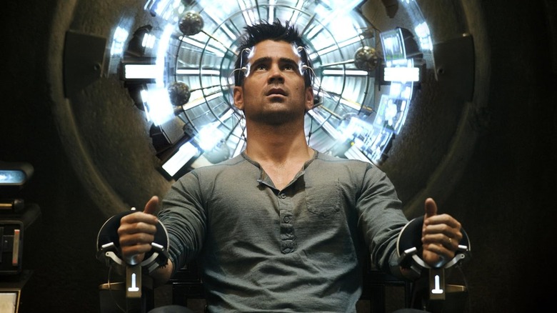 Colin Farrell as Douglas Quaid getting memories implanted in Total Recall (2012)