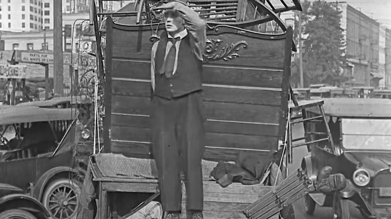 Buster Keaton Cops standing on carriage