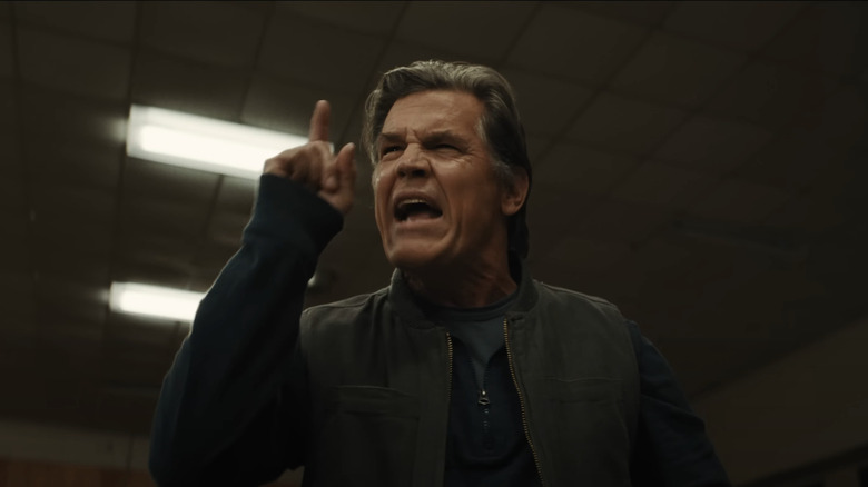 Josh Brolin's Archer Graff yells in Weapons