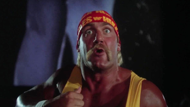 Hulk Hogan tears his homes in Gremlins 2