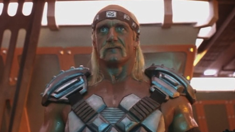 Hulk Hogan wearing body armor in Suburban Commando