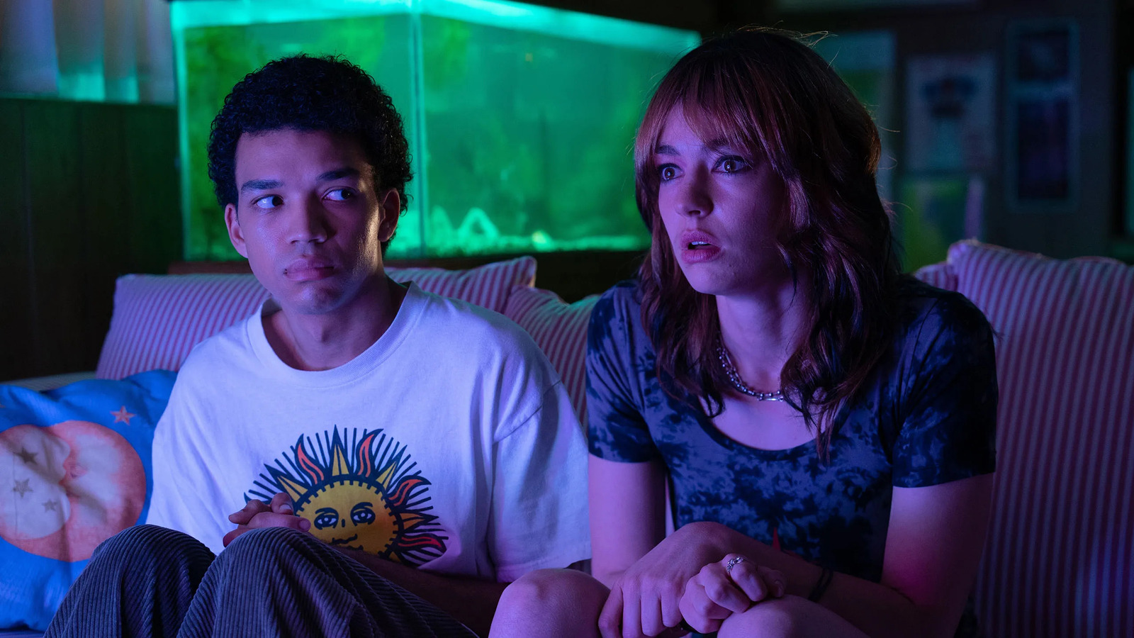 I Saw The TV Glow Review: When The Monster Of The Week Is Your Own Mind [Overlook 2024] - Vimarsana News