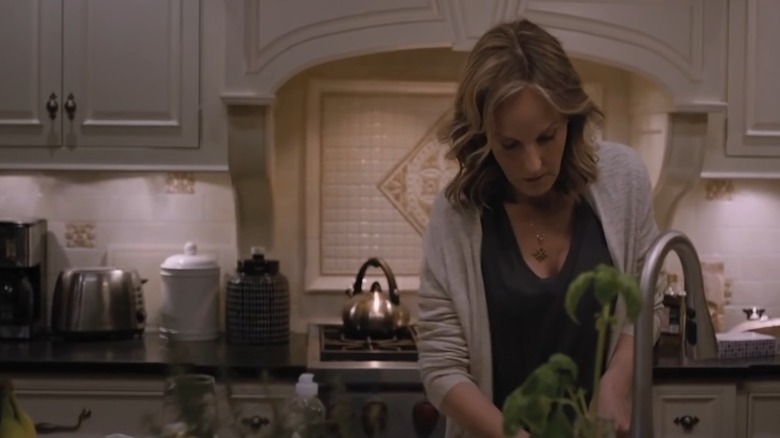 Helen Hunt in I See You