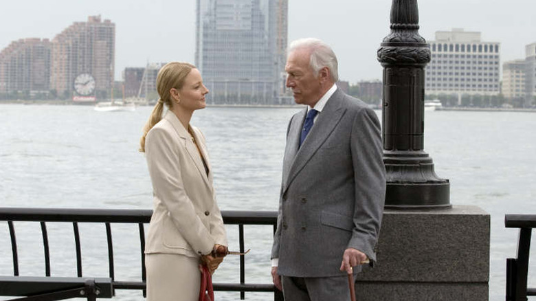 Jodie Foster's Madeline White in conversation with Christopher Plummer's Arthur Case about his shady secrets