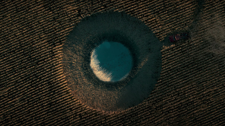 Crop circle in Invasion