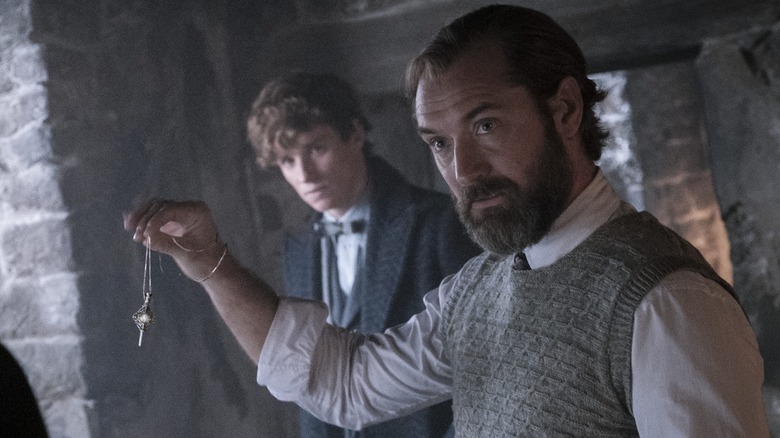 Fantastic Beasts Dumbledore Jude Law 
