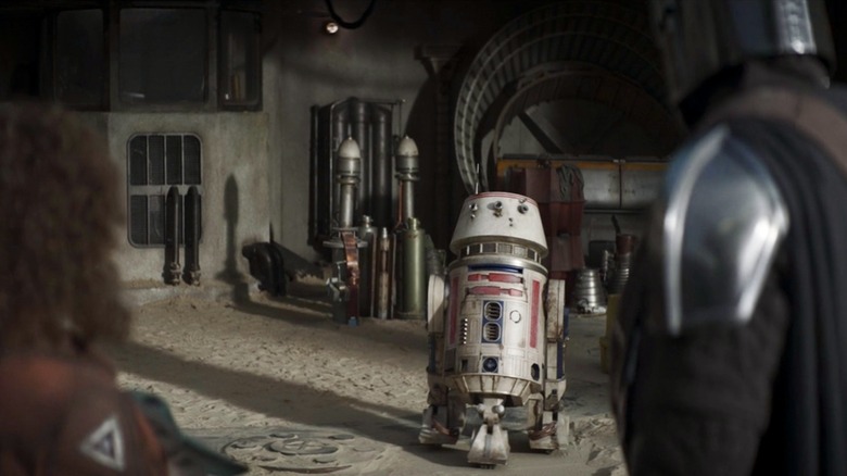 Mandalorian R5-D4 Peli Motto Hangar