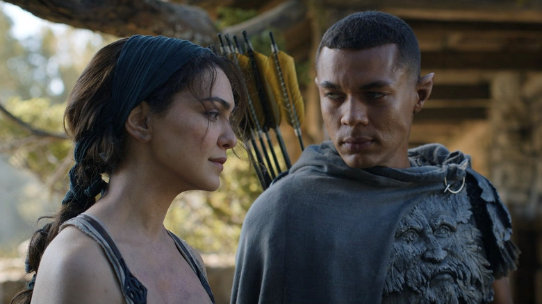 Ismael Cruz Córdova and Nazanin Boniadi in The Lord of the Rings: The Rings of Power