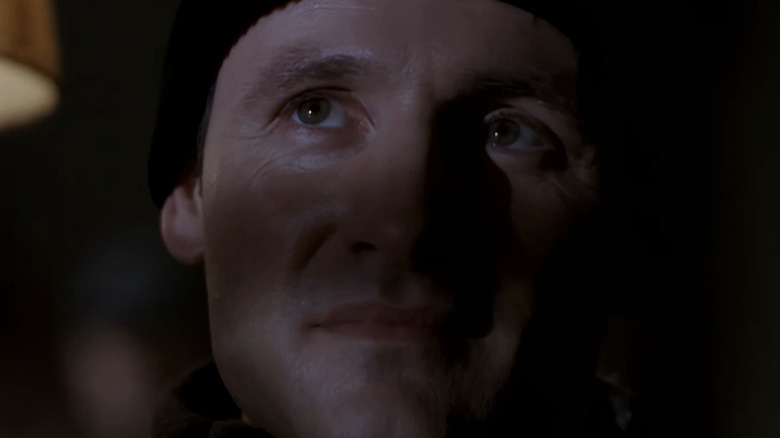 Colm Feore's Andre Linoge, Storm of the Century படத்தில் நெருக்கமாகக் காணப்படுகிறார்