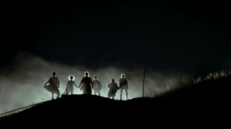 The silhouettes of the vampires in Near Dark