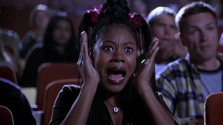 Brenda screaming in Scary Movie