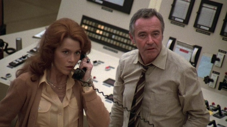 The China Syndrome jane fonda on phone next to jack lemmon
