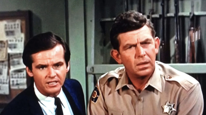 Jack Nicholson's Mr Garland staat naast Andy Griffith's Andy Taylor in The Andy Griffith Show