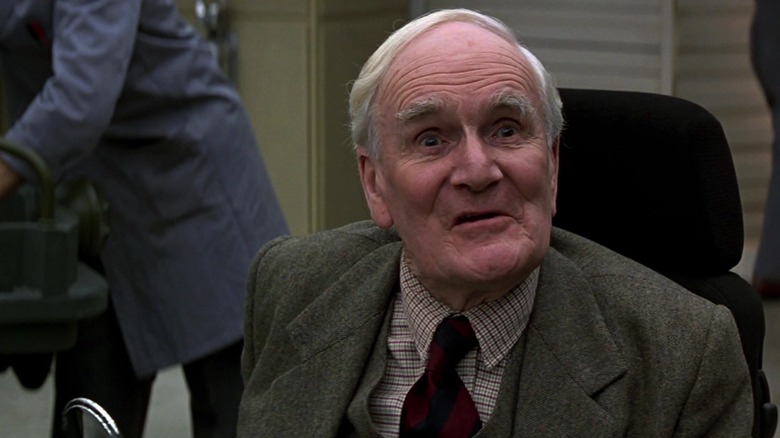 Q smiling in GoldenEye