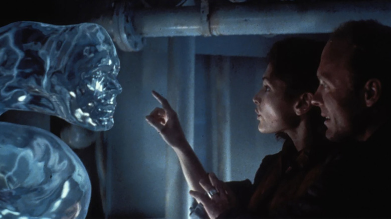 Elizabeth Mastrantonio and Ed Harris in The Abyss