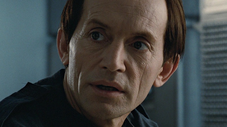 Bishop looking attentive in Aliens
