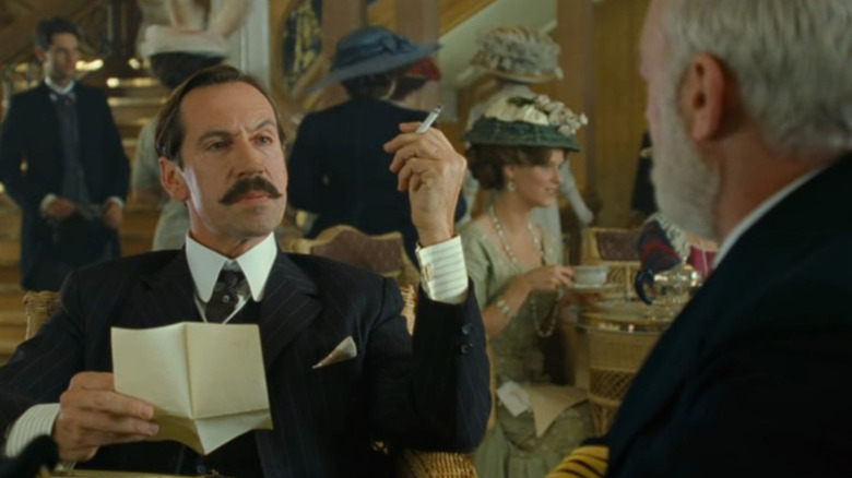 Jonathan Hyde in Titanic