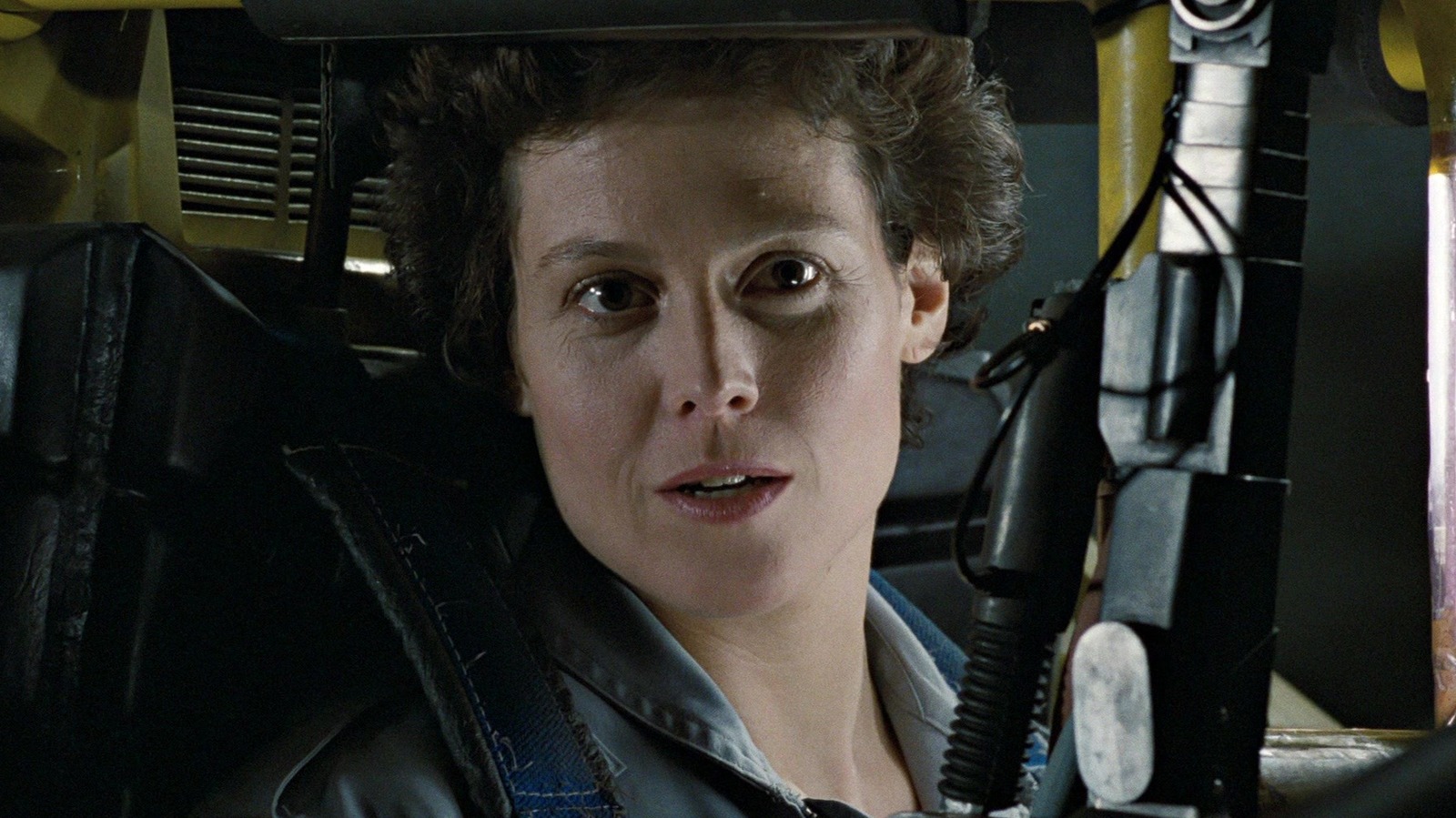 James Cameron dreigde Aliens te verlaten vanwege het contract van Sigourney Weaver
