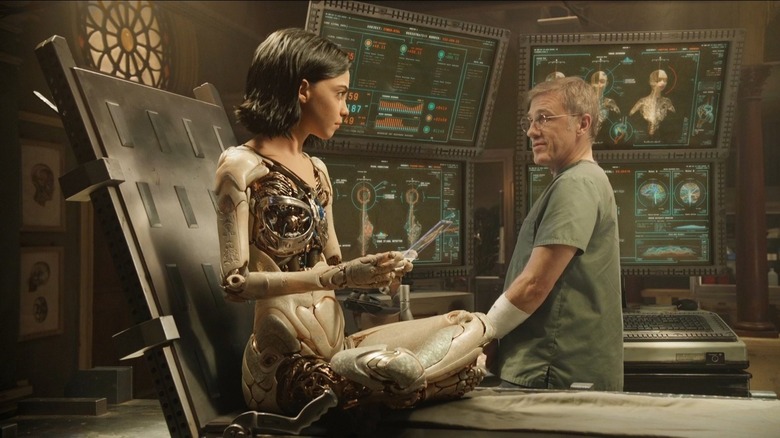 Alita and Ido in Alita: Battle Angel