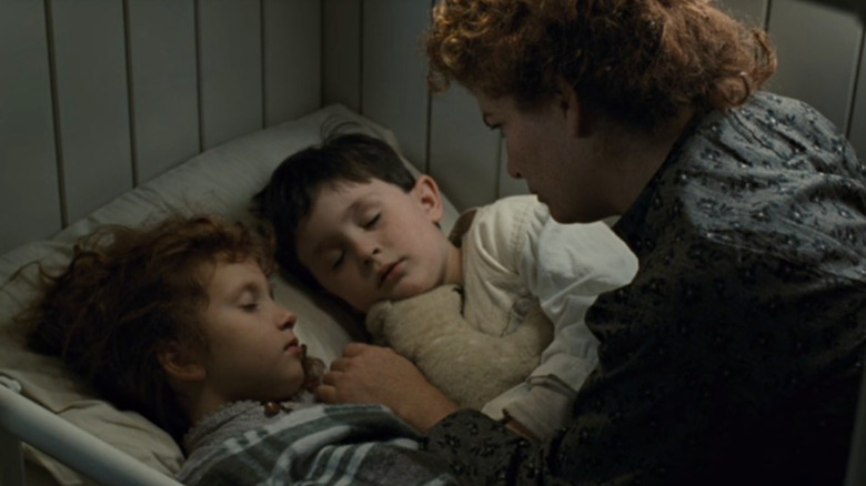 Laramie Landis, Reece Thompson, and Jenette Goldstein in Titanic