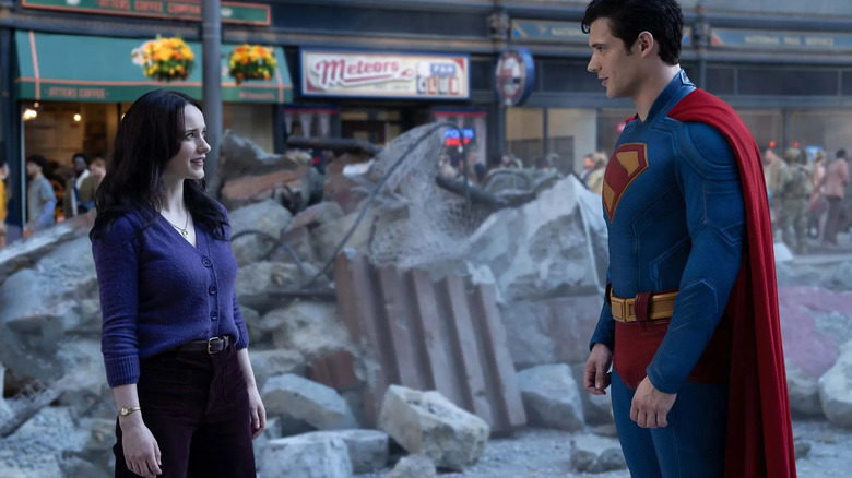 Lois and Superman have a chat amongst the rubble in Superman