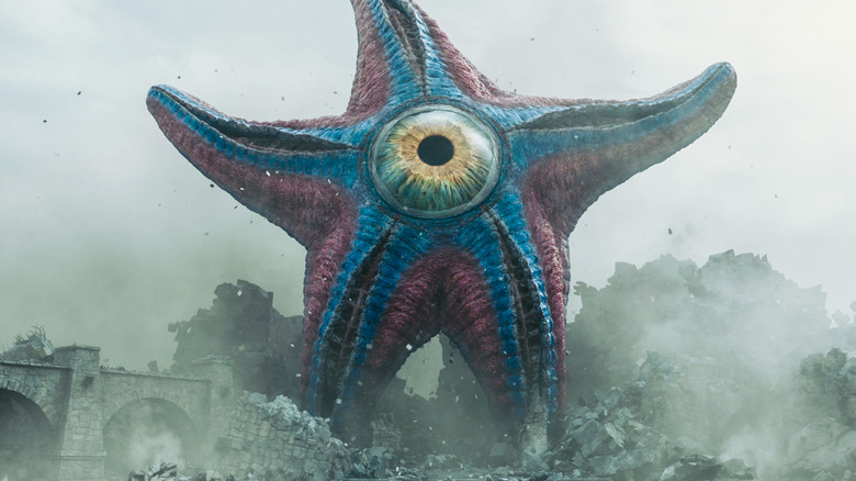 Starro standing upright in The Suicide Squad