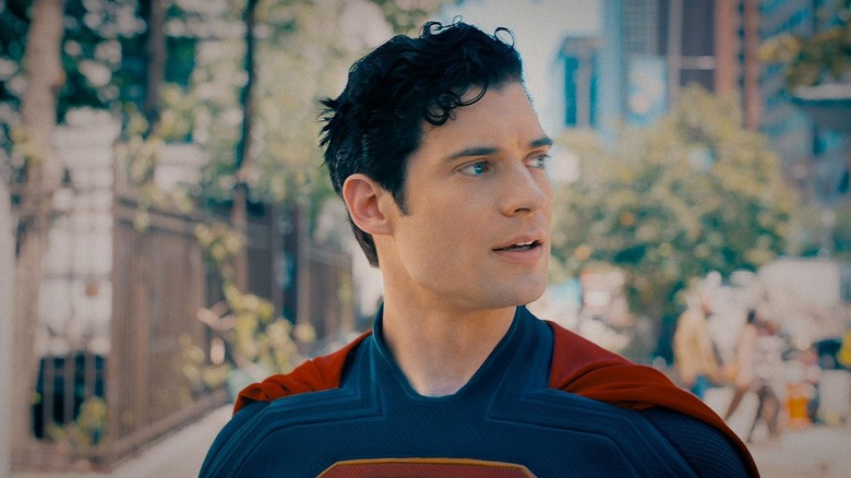 Superman looking to his left in Superman (2025)